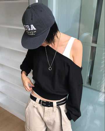 OFF-SHOULDER CROP SWEAT